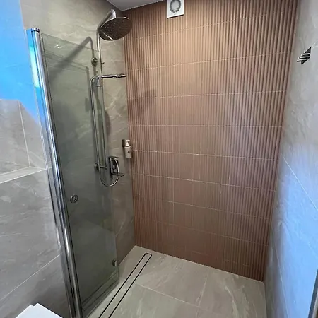 New! Two-bedroom In The Heart Of Poltsamaa! Appartement